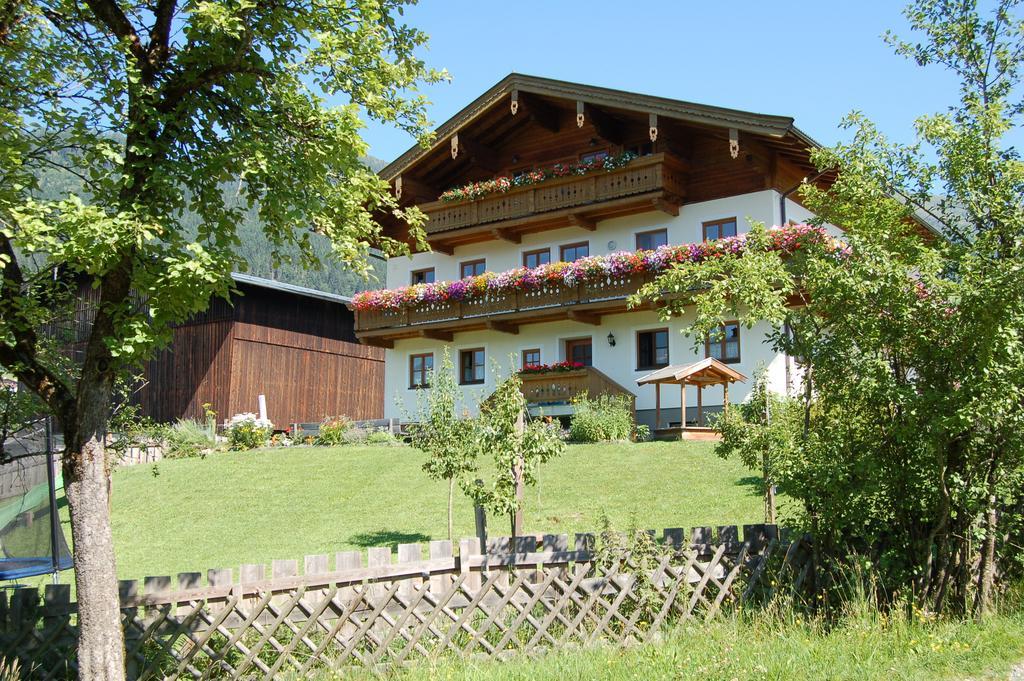 Grossberghof Villa Taxenbach Exterior photo